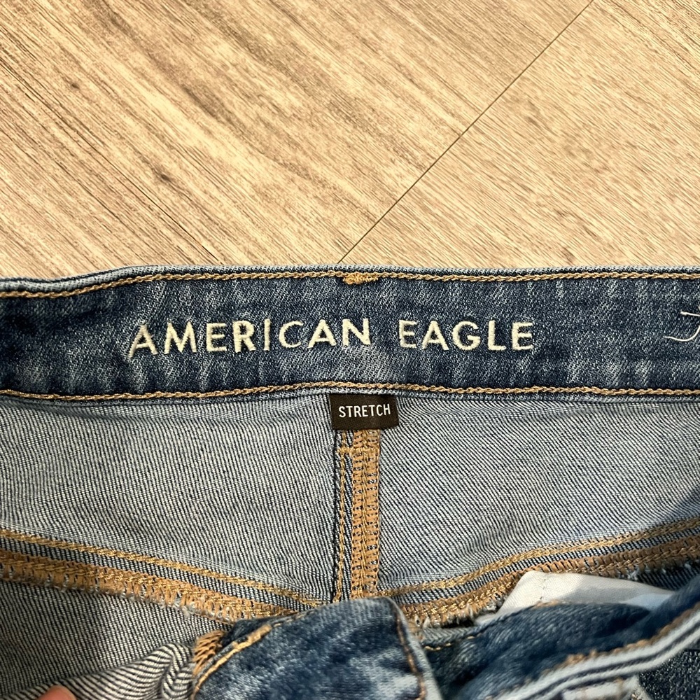 American Eagle Mom Jean - Picture 8 of 8